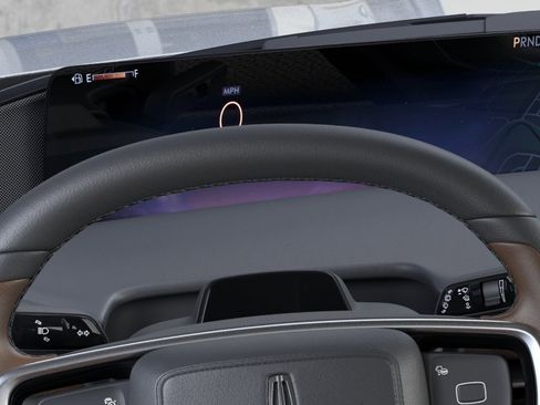New 2026 Lincoln Navigator Reserve AWD/4WD image 13