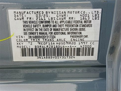 Certified 2025 Nissan Sentra SR image 32