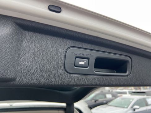 Used 2023 Honda Odyssey EX-L image 23