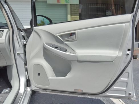Used 2012 Toyota Prius Three image 38