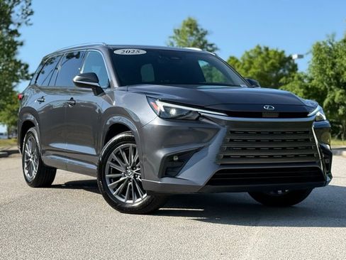 Used 2025 Lexus TX 350 FWD w/ Convenience Package image 2