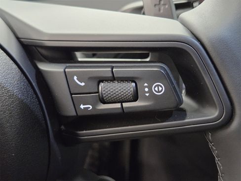 Certified 2025 Porsche Panamera image 19