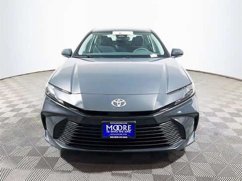 Certified 2025 Toyota Camry LE image 3