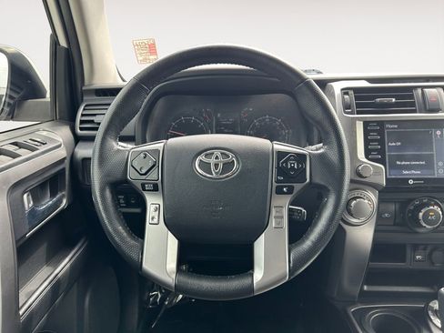 Used 2023 Toyota 4Runner SR5 Premium w/ SR5 Premium Package AWD/4WD image 13