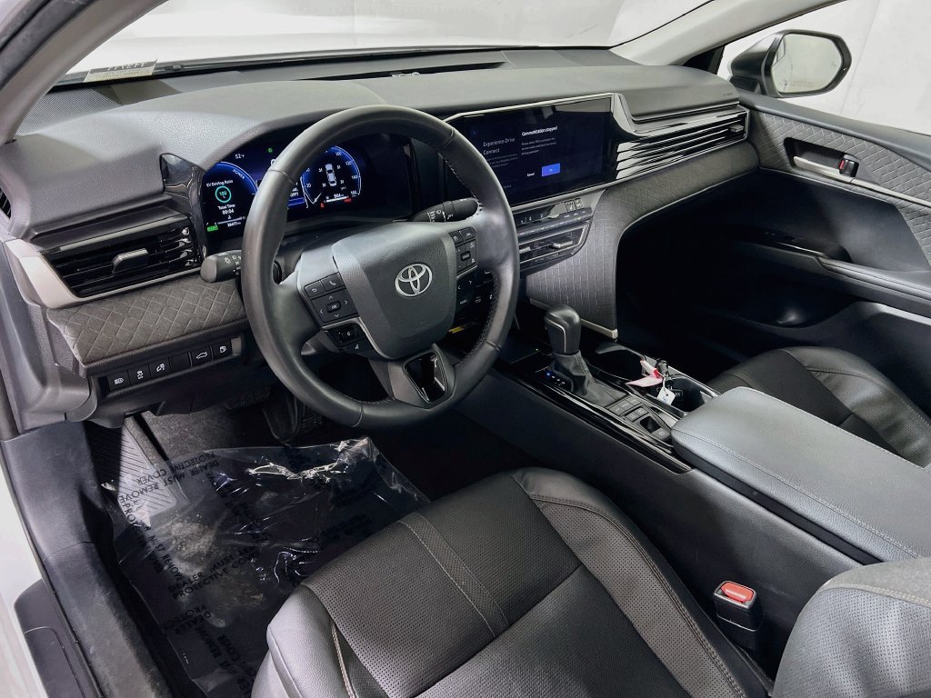 Certified 2025 Toyota Camry XLE FWD image 9