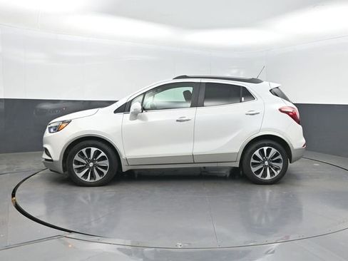 Used 2017 Buick Encore Essence FWD image 2
