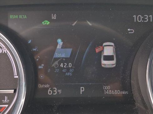 Used 2020 Toyota Camry XLE FWD image 11