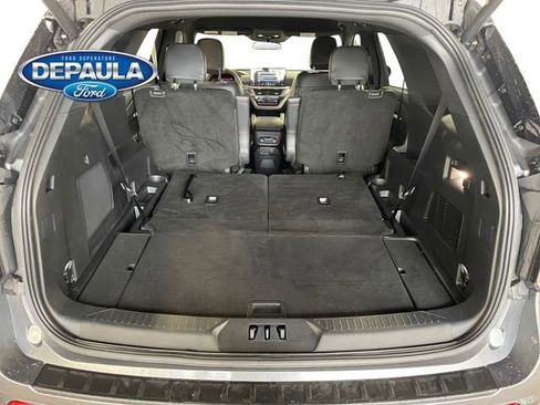 Used 2025 Ford Explorer ST-Line AWD/4WD image 6