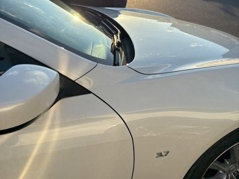 Used 2015 INFINITI Q60 Convertible w/ Premium Package image 25