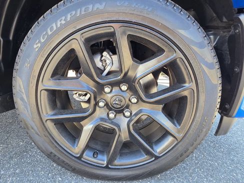 Used 2026 RAM 1500 Laramie w/ Night Edition AWD/4WD image 4