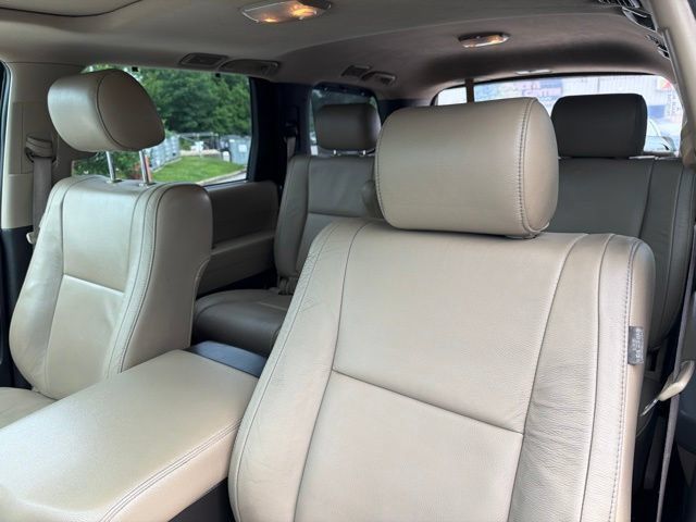 Used 2008 Toyota Sequoia Limited AWD/4WD image 15