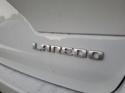 New 2025 Jeep Grand Cherokee Laredo w/ Luxury Tech Group I image 29