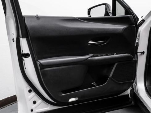 Used 2019 Lexus UX 200 w/ Premium Package FWD image 52
