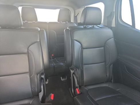 Used 2023 GMC Acadia SLT AWD/4WD image 42