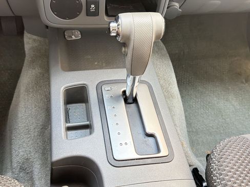 Used 2018 Nissan Frontier SV image 18