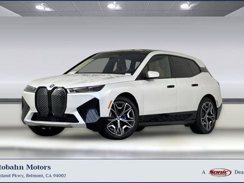 Used 2025 BMW iX M60 image 1