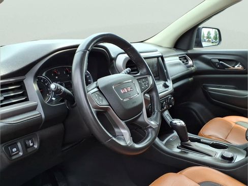 Used 2018 GMC Acadia SLT AWD/4WD image 14