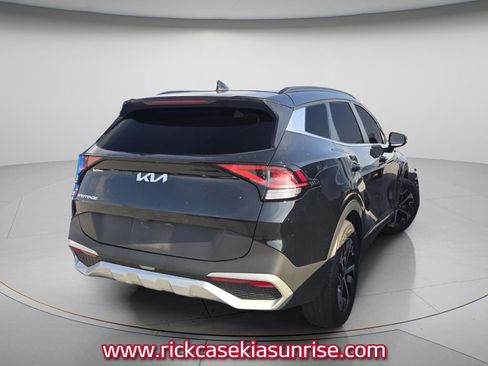Used 2025 Kia Sportage EX w/ Premium Package FWD image 3