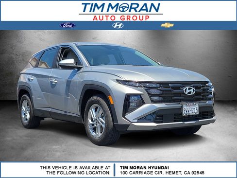 Certified 2025 Hyundai Tucson SE FWD image 1