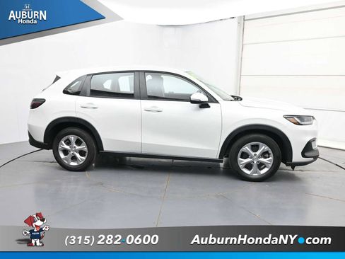 Used 2024 Honda HR-V LX image 18