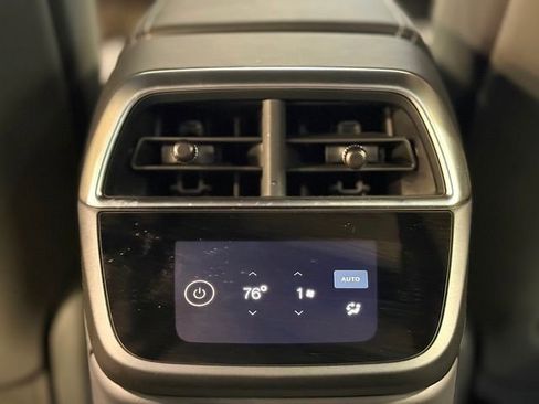 Used 2024 Lucid Air Touring image 40