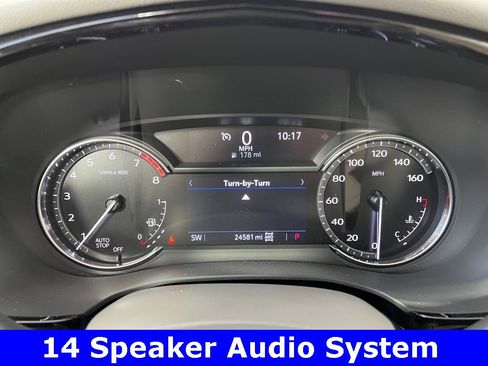 Used 2020 Cadillac XT5 Premium Luxury w/ LPO, Floor Liner Package image 5