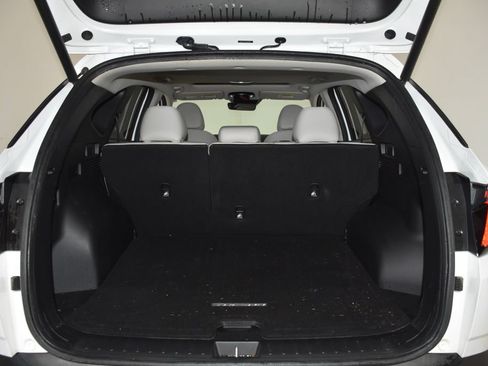 Used 2025 Hyundai Tucson SEL AWD/4WD image 34