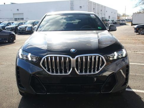 New 2026 BMW X6 xDrive40i image 2