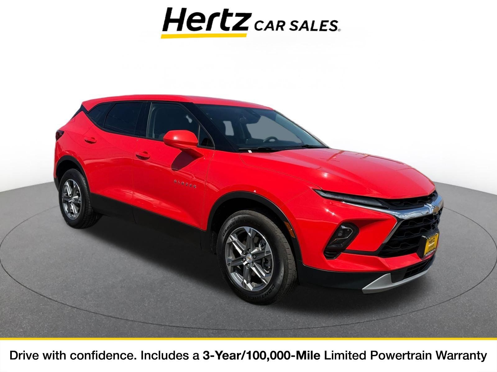 Used 2025 Chevrolet Blazer LT FWD image 1