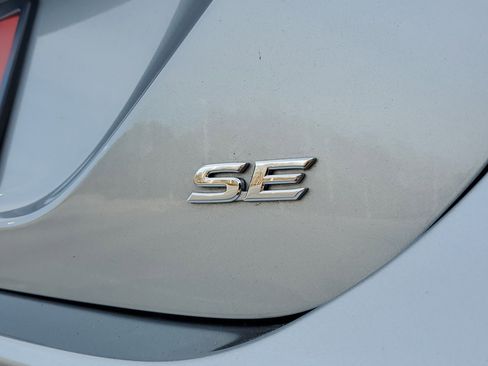 Certified 2023 Toyota Camry SE image 7