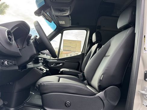 New 2026 Mercedes-Benz Sprinter 2500 image 2