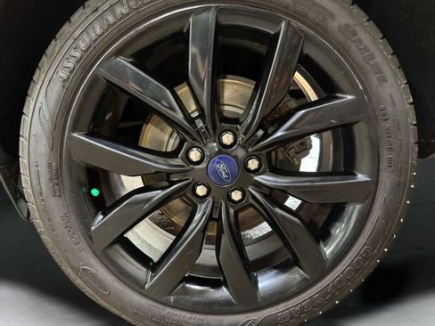 Used 2017 Ford Escape Titanium AWD/4WD image 32