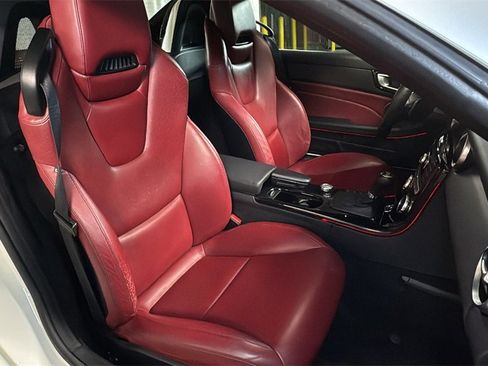 Used 2015 Mercedes-Benz SLK 350 image 14