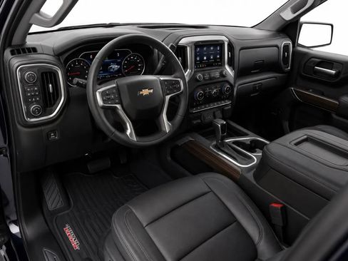 Used 2022 Chevrolet Silverado 1500 LT Trail Boss w/ LT Trail Boss Premium Package AWD/4WD image 13