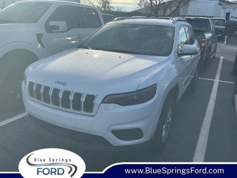 Used 2020 Jeep Cherokee Latitude image 1