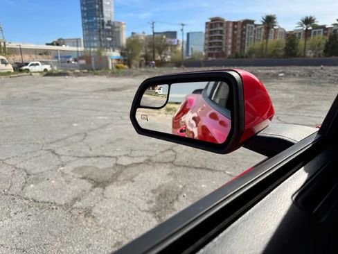 Used 2017 Ford Mustang GT Premium image 25