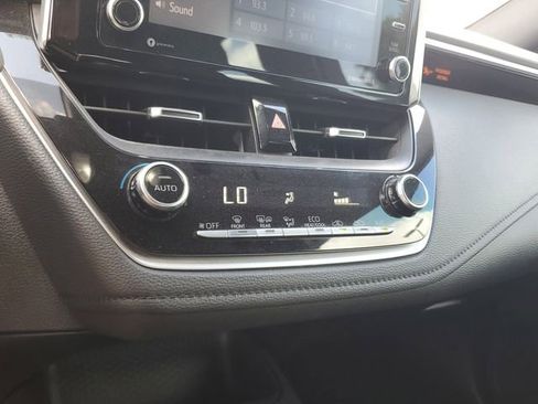 Used 2021 Toyota Corolla SE FWD image 23