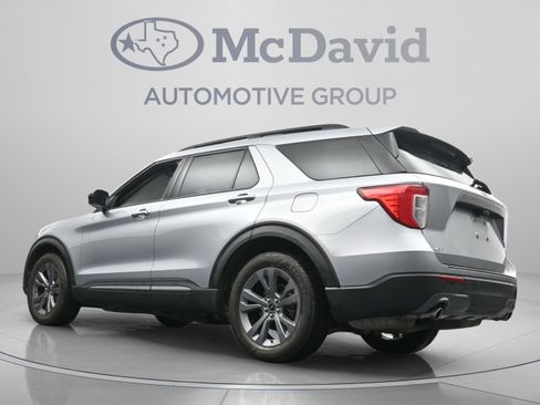 Used 2022 Ford Explorer XLT w/ Equipment Group 202A RWD image 28