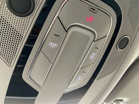 Used 2022 Audi Q5 2.0T Premium image 41