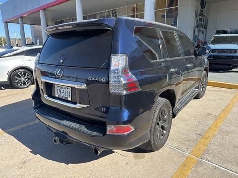 Used 2021 Lexus GX 460 Premium w/ Premium Package image 8