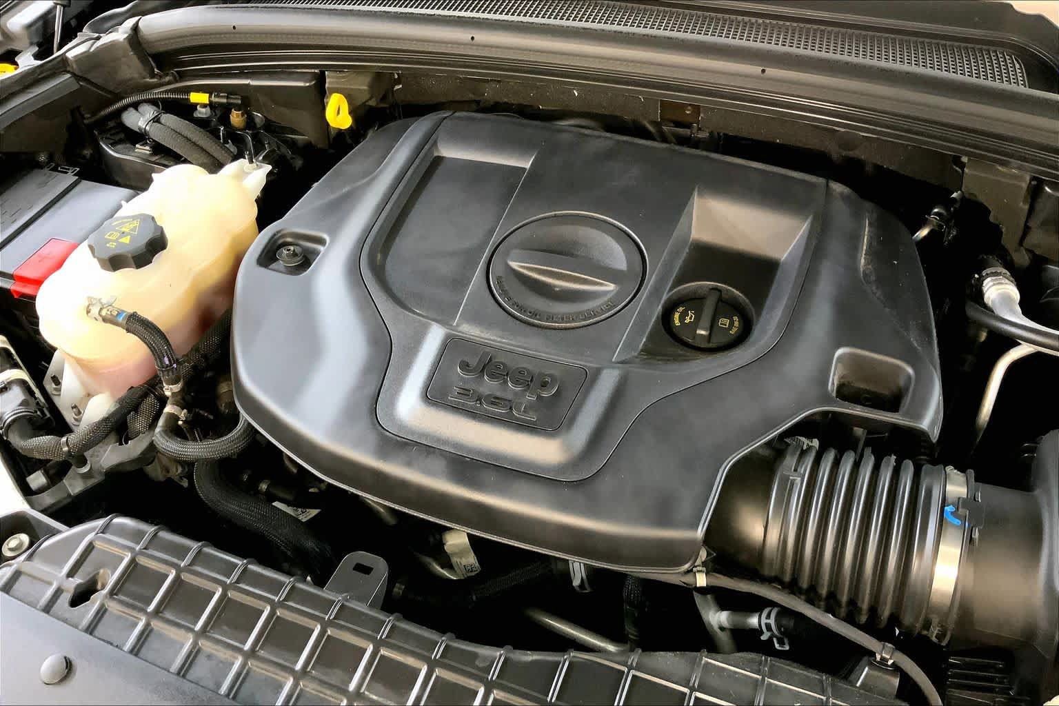 Used 2023 Jeep Grand Cherokee Summit AWD/4WD image 30