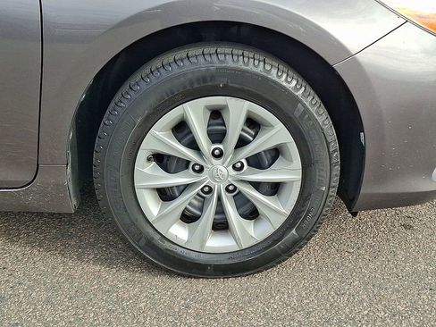 Used 2017 Toyota Camry LE image 12