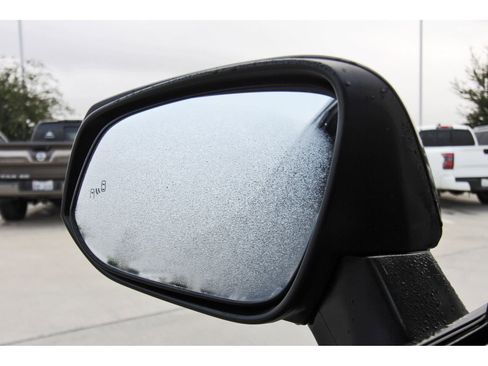 Used 2023 Toyota RAV4 XLE Premium image 10