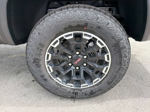 New 2026 GMC Canyon AT4 AWD/4WD image 26