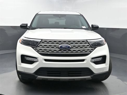 Used 2023 Ford Explorer Limited image 41