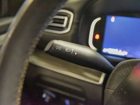 Used 2022 Jeep Wagoneer Series II w/ Rear Seat Video Group 1 image 29