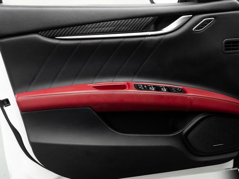 Used 2022 Maserati Ghibli Modena Q4 image 53