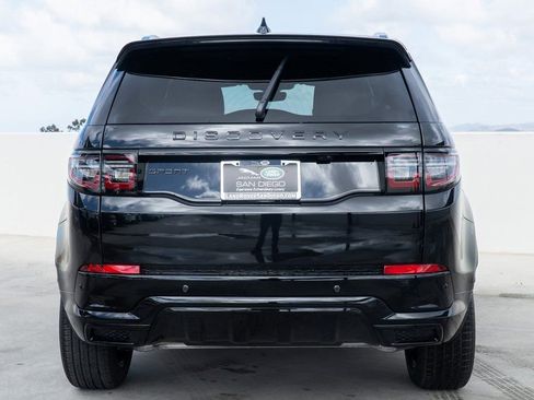 Certified 2025 Land Rover Discovery Sport Dynamic SE AWD/4WD image 4