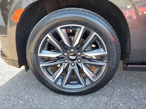 Used 2021 Cadillac Escalade ESV Sport Platinum RWD image 5