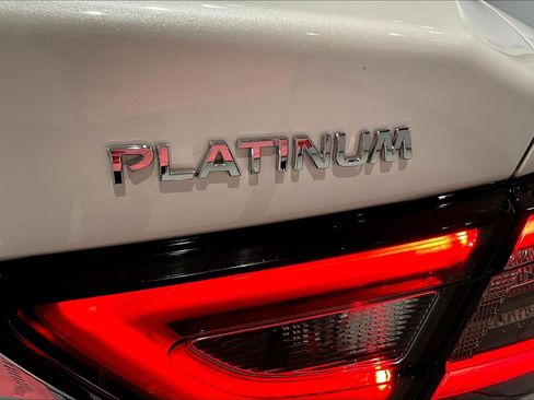 Used 2019 Nissan Maxima Platinum w/ Sport Mat Group FWD image 24